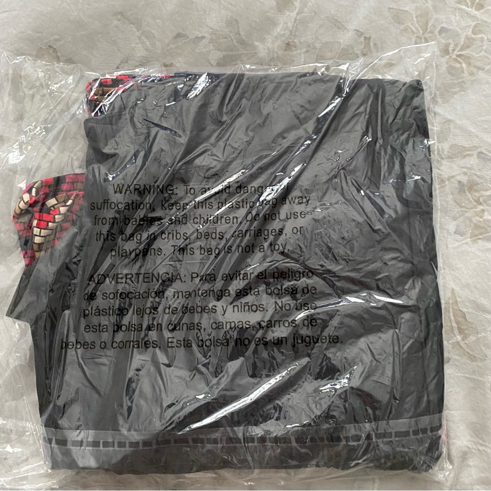Women’s high rise flared pants. 2 pack. Multi red and solid black. NWT. L - Picture 14 of 14
